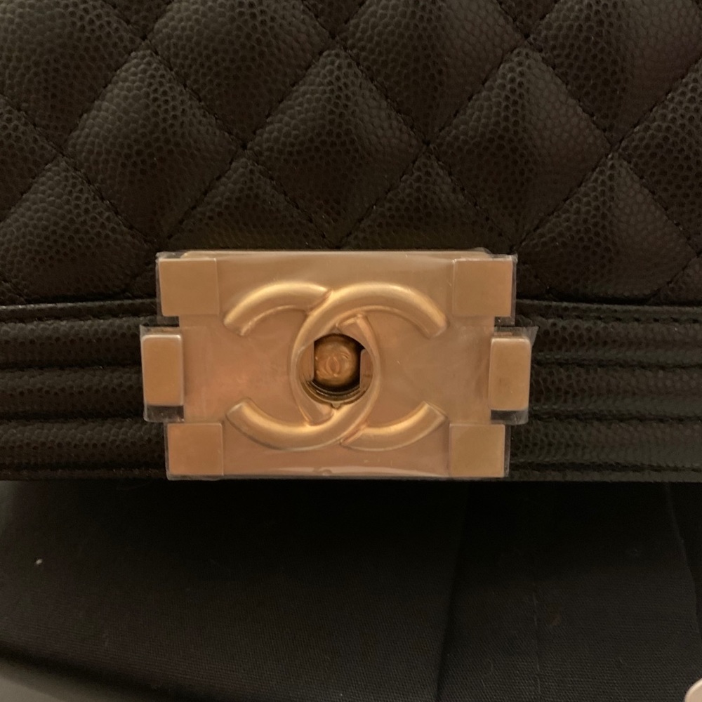 Chanel Boy Bag Size Small - Picture 4 of 8